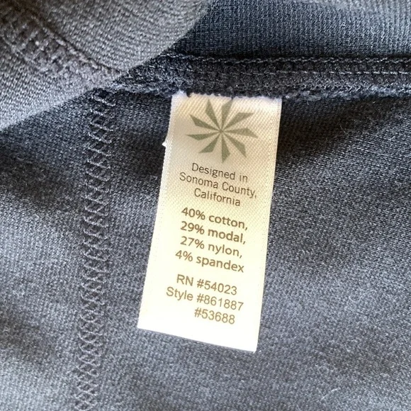 Athleta casual A-line black skirt Size XS - Picture 6 of 7